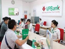 Cổ phiếu tăng gần gấp đôi từ đầu năm, VPBank báo lãi 9.000 tỷ đồng nửa đầu năm 2021, tăng 37%