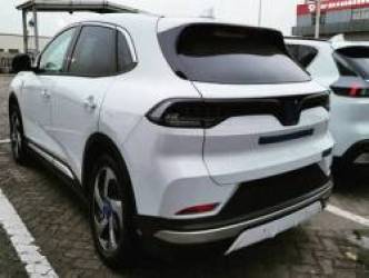 6 chiếc VinFast VF 8 và VF e34 lộ diện tại Trung Quốc