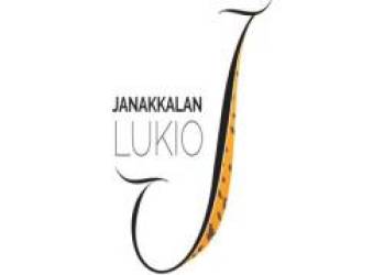 Học sinh châu Á bắt đầu học tại trường trung học Janakkala