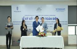 Lễ ký kết hợp tác toàn diện giữa tập đoàn Alliga và Wyndham