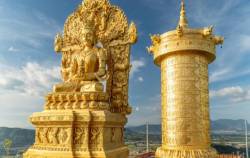 Doanh nghiệp “đằng sau” Đại bảo tháp Kinh luân dát vàng lớn nhất thế giới, chứa hơn một tỷ câu chú đặt tại Lâm Đồng