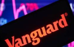 Quỹ đầu tư 7.700 tỷ USD của Mỹ đầu tư lớn vào VNM, PNJ