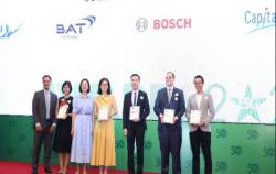 BAT Việt Nam nhận giải “Tiên phong giảm thiểu rác thải” tại lễ vinh danh Top 50 CSA 2023