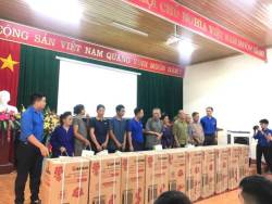 Rapido trao tặng quà ý nghĩa cho các gia đình chính sách nhân ngày Thương binh Liệt sĩ