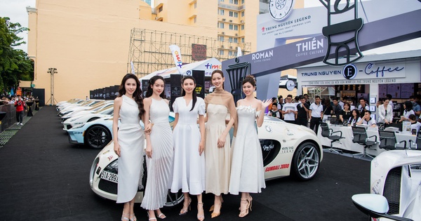 Các người đẹp Việt thưởng thức cà phê Trung Nguyên Legend tại sự kiện Gumball 3000